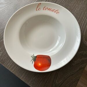 Paula Scaletta, Le Tomate, PPD, porcelain plate, tomato décor 🍅🍅🍅